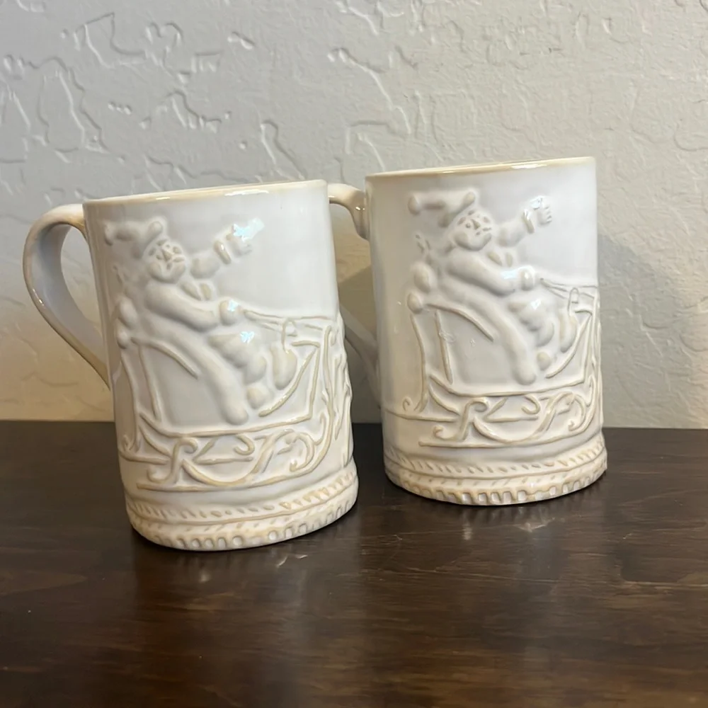 William Sonoma Christmas coffee mug, Santa, Reindeer, Sleigh. Set of 2.
